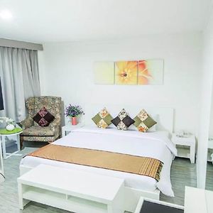 Premium King Room